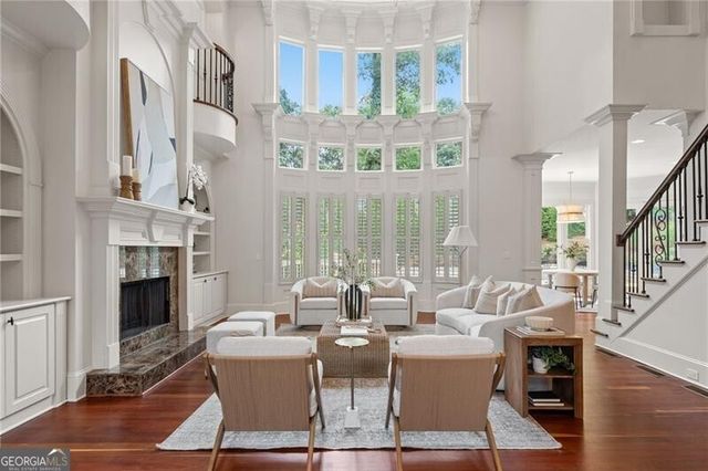 210 Manor Close, Milton, GA 30004