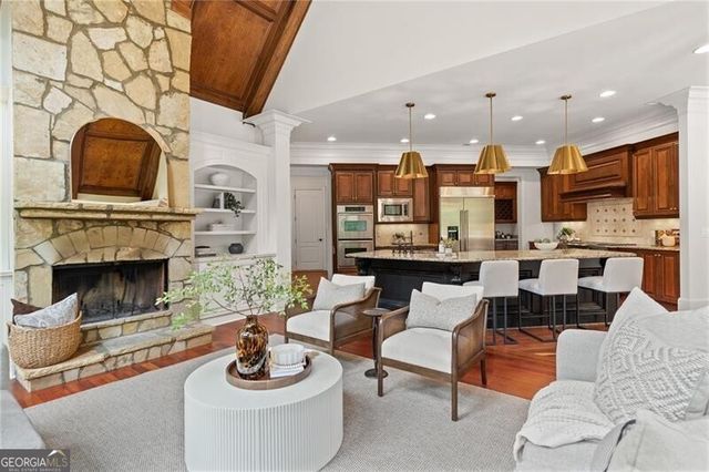 210 Manor Close, Milton, GA 30004