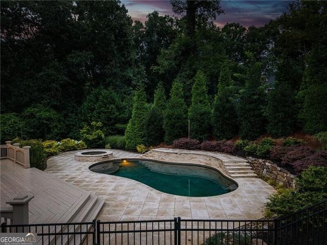210 Manor Close, Milton, GA 30004