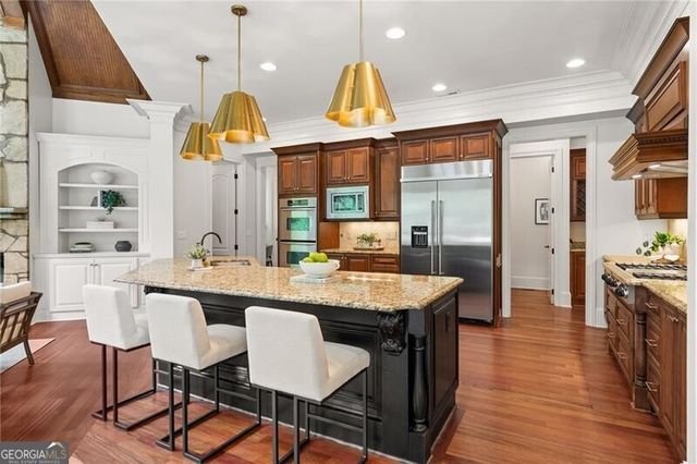 210 Manor Close, Milton, GA 30004