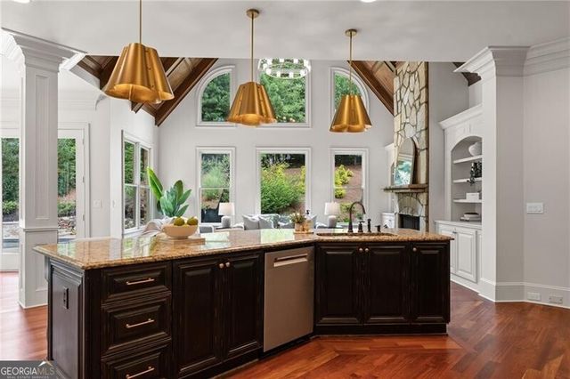 210 Manor Close, Milton, GA 30004