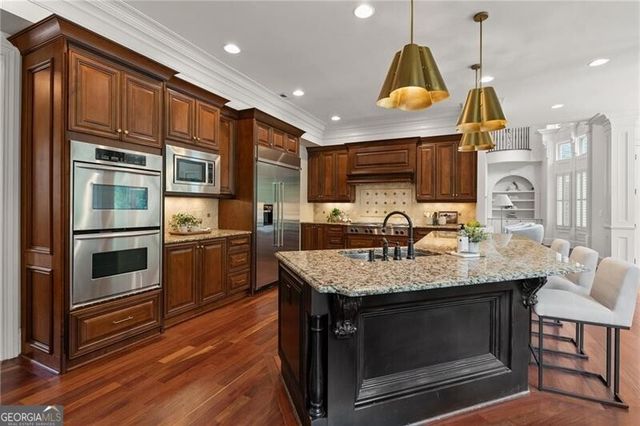 210 Manor Close, Milton, GA 30004