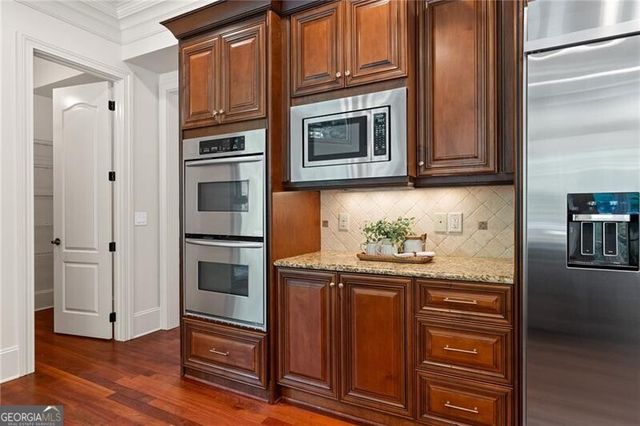 210 Manor Close, Milton, GA 30004