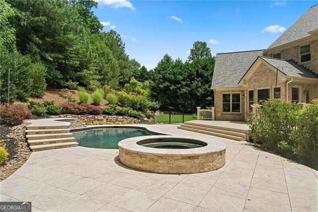 210 Manor Close, Milton, GA 30004