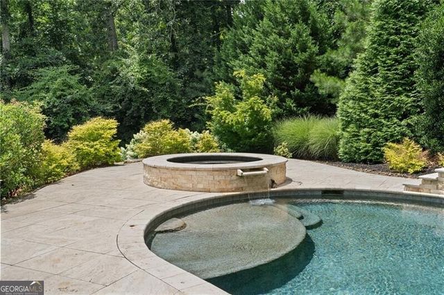 210 Manor Close, Milton, GA 30004