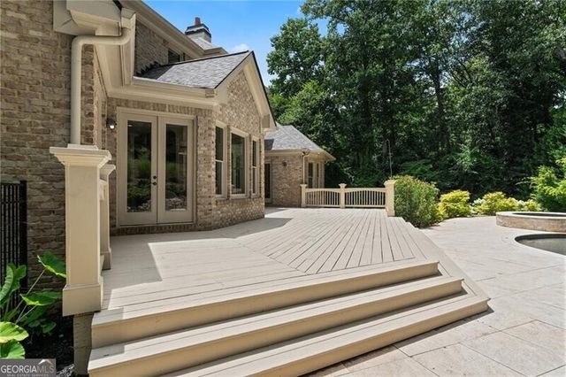 210 Manor Close, Milton, GA 30004