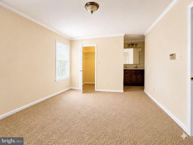 9693 SCOTCH HAVEN DR, Vienna, VA 22181