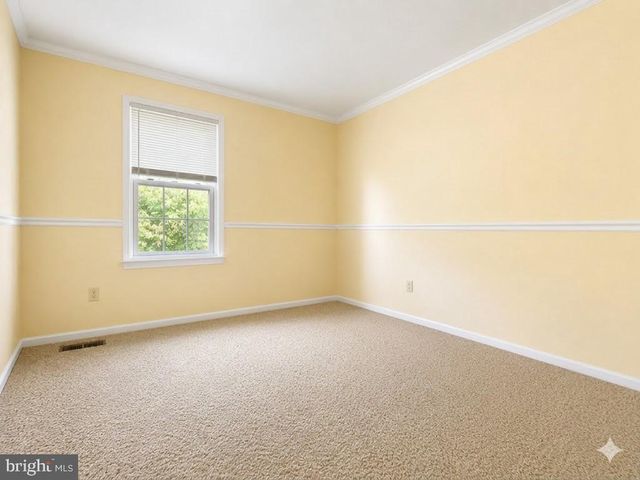 9693 SCOTCH HAVEN DR, Vienna, VA 22181
