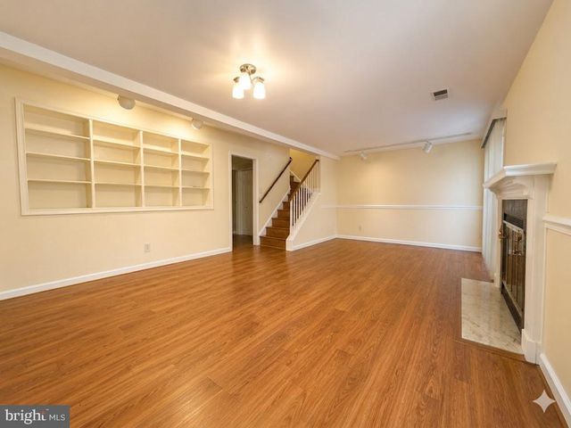 9693 SCOTCH HAVEN DR, Vienna, VA 22181