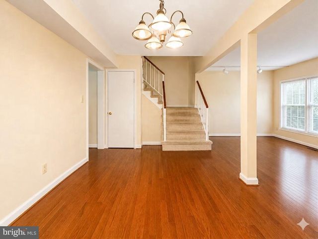 9693 SCOTCH HAVEN DR, Vienna, VA 22181