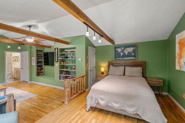 202 Franklin St, Halifax, MA 02338