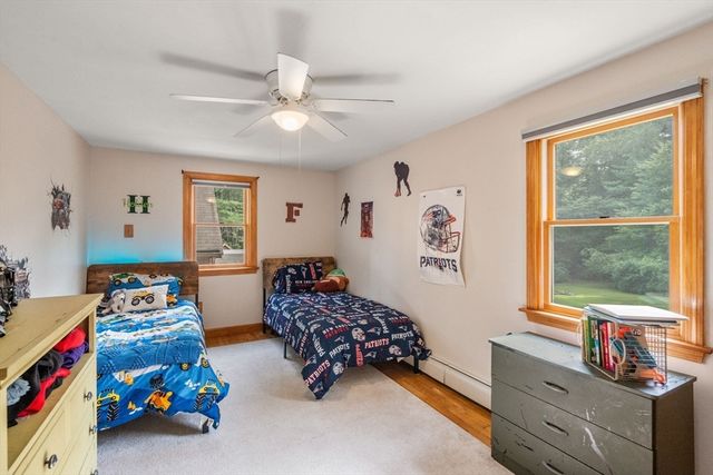 202 Franklin St, Halifax, MA 02338