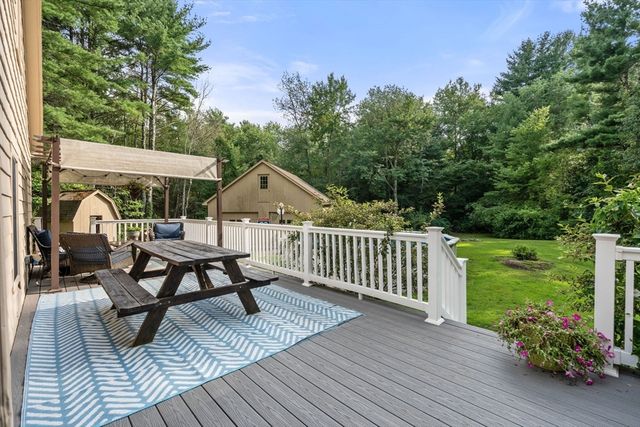 202 Franklin St, Halifax, MA 02338