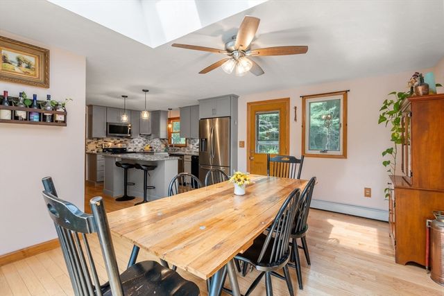202 Franklin St, Halifax, MA 02338