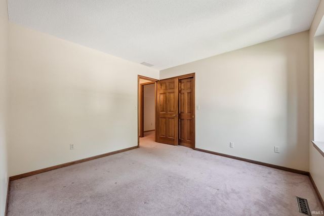 10824 Brandy Oak Run, Fort Wayne, IN 46845