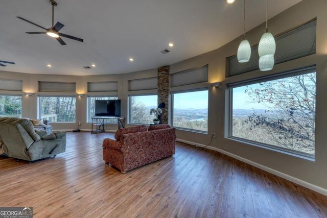 376 Broken Arrow Trail 52, Hayesville, NC 28904