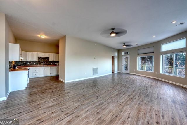 376 Broken Arrow Trail 52, Hayesville, NC 28904