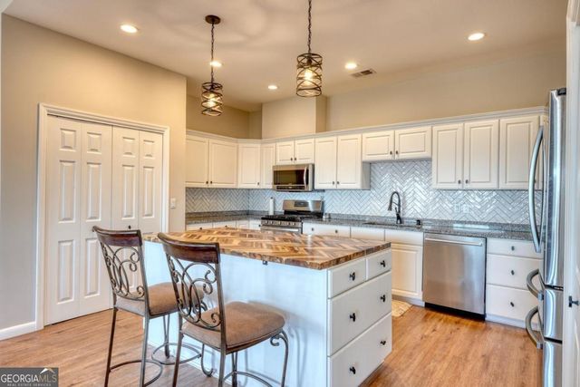 376 Broken Arrow Trail 52, Hayesville, NC 28904