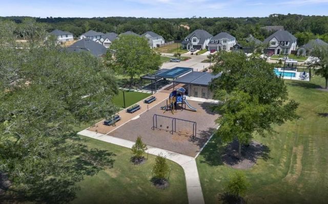 18202 Ellerden Forest Drive, Tomball, TX 77377