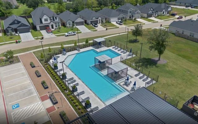 18202 Ellerden Forest Drive, Tomball, TX 77377