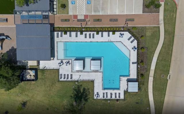 18202 Ellerden Forest Drive, Tomball, TX 77377