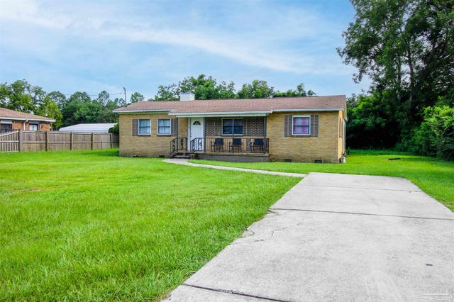 5721 Perkins St, Pensacola, FL 32526