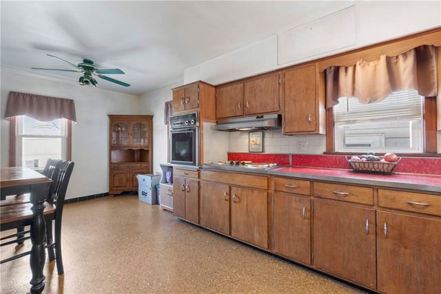 224 Maryland Ave, Hempfield Twp, PA 15601