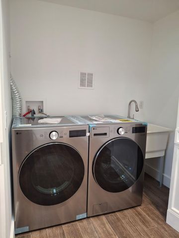 7400 Pinewalk Drive S, Margate, FL 33063