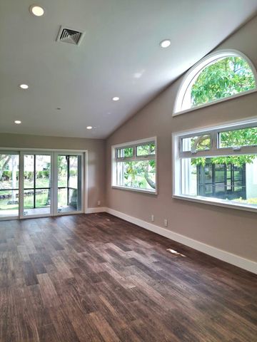 7400 Pinewalk Drive S, Margate, FL 33063