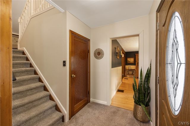 6007 Hamilton Road, Cicero, NY 13212