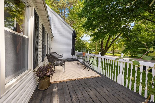 6007 Hamilton Road, Cicero, NY 13212