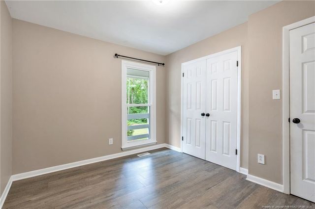 162 Oakridge Avenue, Spring Lake, NC 28390