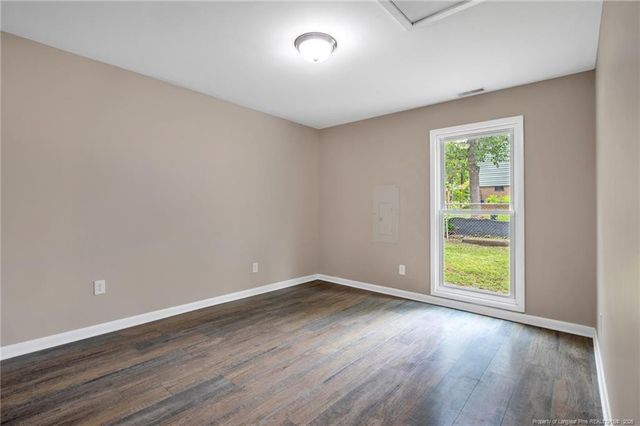 162 Oakridge Avenue, Spring Lake, NC 28390