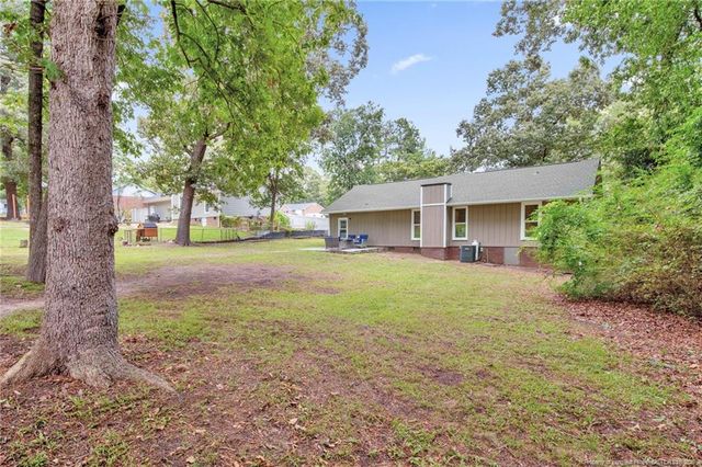 162 Oakridge Avenue, Spring Lake, NC 28390