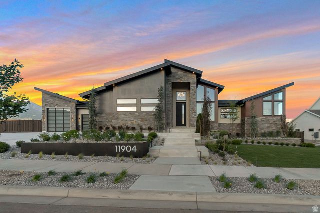 11904 N BURNING OAKS DR, Highland, UT 84003