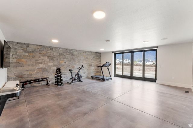 11904 N BURNING OAKS DR, Highland, UT 84003