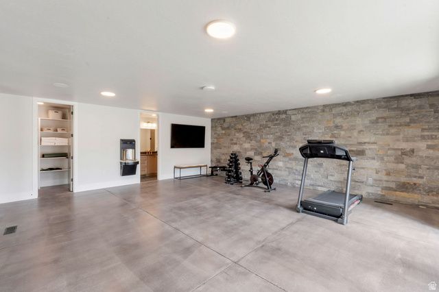 11904 N BURNING OAKS DR, Highland, UT 84003