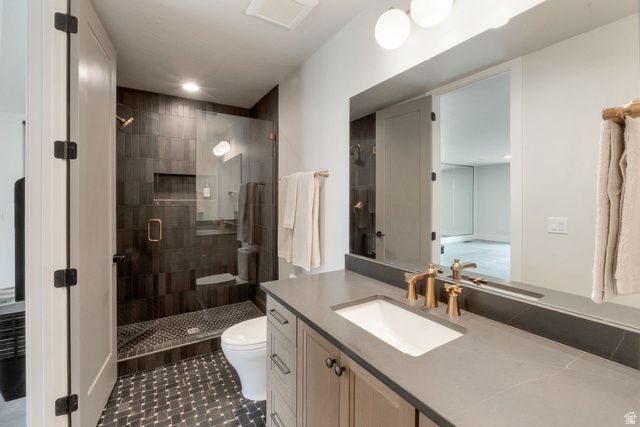 11904 N BURNING OAKS DR, Highland, UT 84003