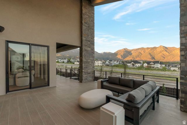 11904 N BURNING OAKS DR, Highland, UT 84003