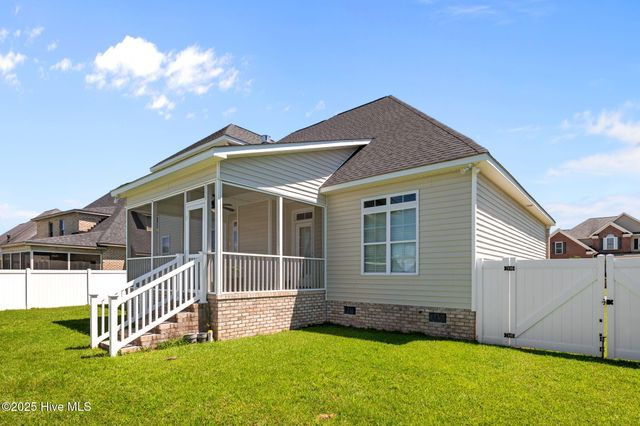 133 Blackwater Drive, Winterville, NC 28590