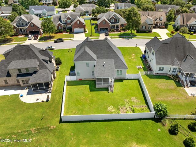 133 Blackwater Drive, Winterville, NC 28590