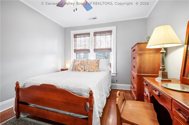 234 Oakwood Road, Charleston, WV 25314