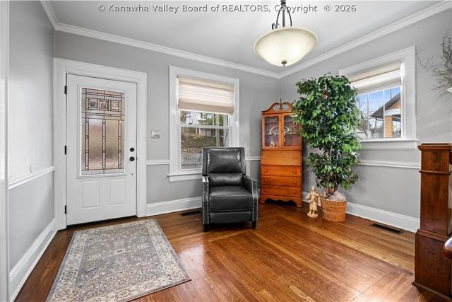 234 Oakwood Road, Charleston, WV 25314