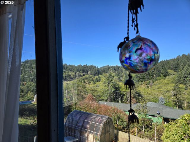 96465 COVERDELL Rd 8, Brookings, OR 97415