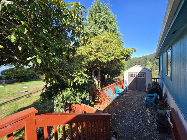 96465 COVERDELL Rd 8, Brookings, OR 97415