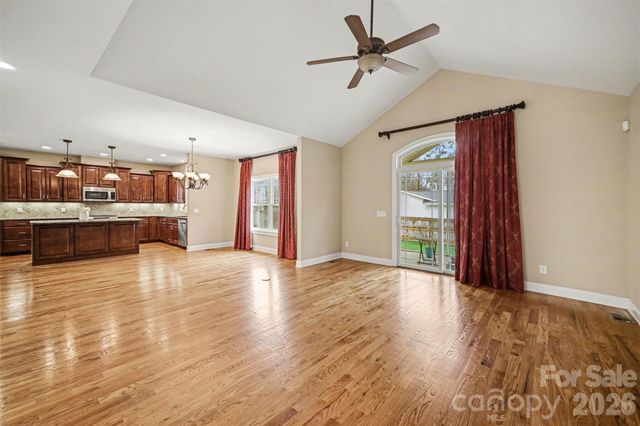 1139 Moray Court, Charlotte, NC 28211