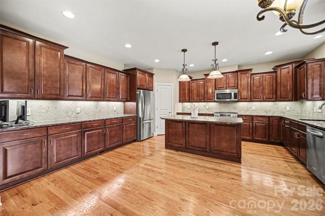 1139 Moray Court, Charlotte, NC 28211