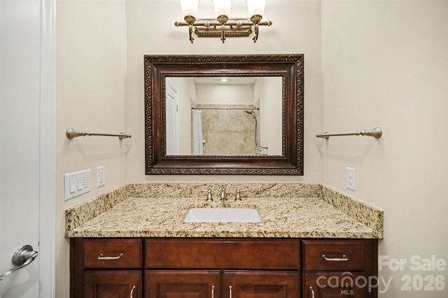 1139 Moray Court, Charlotte, NC 28211