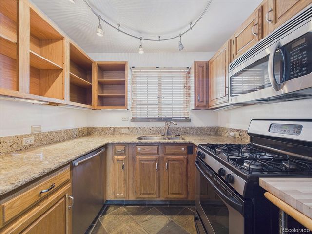 943 N Emerson Street 4, Denver, CO 80218