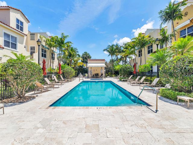 3673 Historic Lane, West Palm Beach, FL 33401